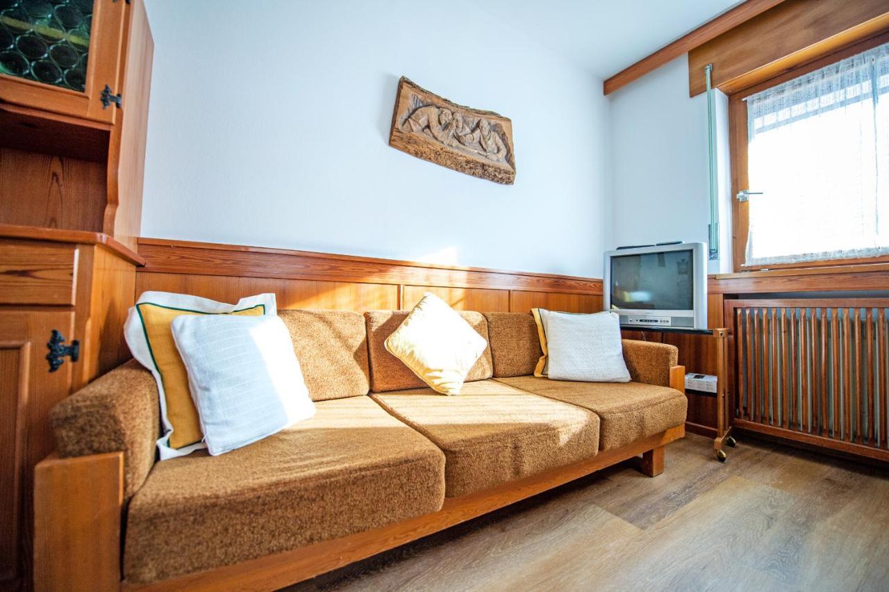 Apartments Cesa Bruma オルティゼーイ エクステリア 写真
